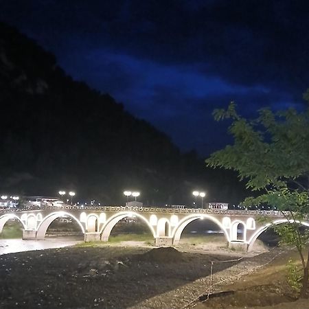 Villa Oasis Berat Exterior foto